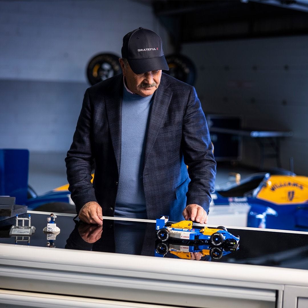 LEGO® Icons Williams Racing FW14B & Nigel Mansell